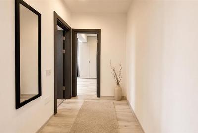 Apartament cu 2 camere semidecomandat în Tractorul - 7