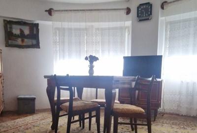 Apartament cu 2 camere decomandat în Central - 1