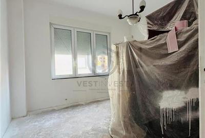 Casa singur in curte cu acces auto si teren  Ultracentral - 5