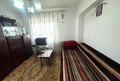Apartament cu 3 camere decomandat în Zahana - 2