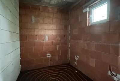 Casa individuala, 4 camere, 2 bai, 110 mp utili, 408mp teren in Utvin - 3