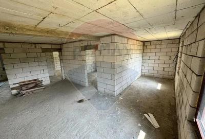 Casa / Vila cu 7 camere de vanzare - 5