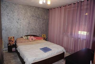 Apartament 3 camere, zona Piata Mare cu centrala - 4