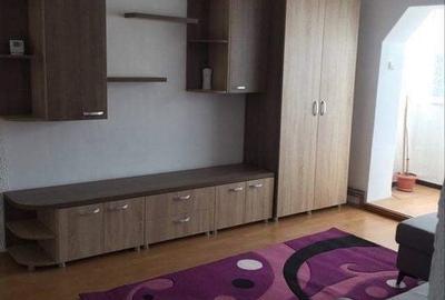 Apartament cu 2 camere în Unirii