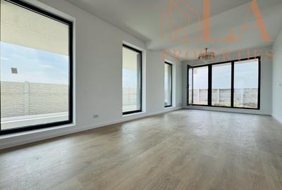 Casă individuală cu 4 camere cu Canalizare în Domnești