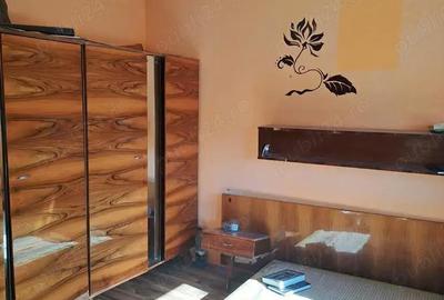 Apartament cu 3 camere semidecomandat în Micro 16 - 7