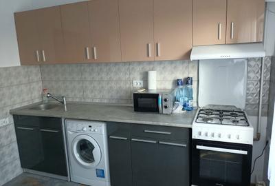 Apartament cu 2 camere decomandat în 1 Decembrie - 5