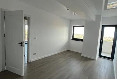 Apartament cu 3 camere decomandat în Nicolina - 13