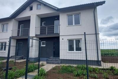Vila 4 camere+200mp curte -mutare imediata pret Promo