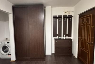 2 camere | decomandat |  | Metrou Crangasi 2 camere | decomandat |  | Metrou Crangasi - 4