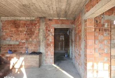 Casă cu 4 camere cu Teren 638 Mp în Tomești - 10