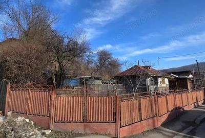 Casa cu 600mp de teren Aproape de centru Valenii de Munte. - 10