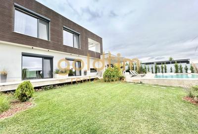 VILA SUPERBA/MOBILATA/UTILATA/PISCINA/CURTE 3000 MP/IESIRE LA LAC - 29