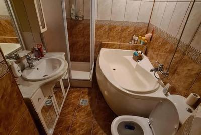 Camera libera in apartament cu 3 camere - pentru o fata - 4
