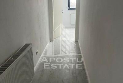 Casă cu 4 camere cu Teren 240 Mp în Bucovăț (Remetea Mare)