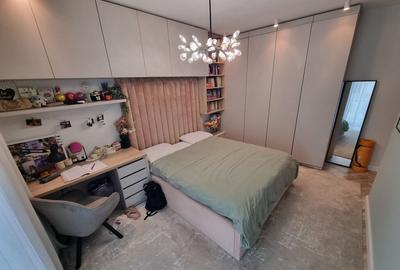 Apartament cu 3 camere decomandat, mobilat în Tomis Nord