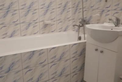 Apartament 3 Camere,Lacul TEI,Teiul Doamnei.bl.1984 2/8,DECOMANDAT, 2bai, - 3