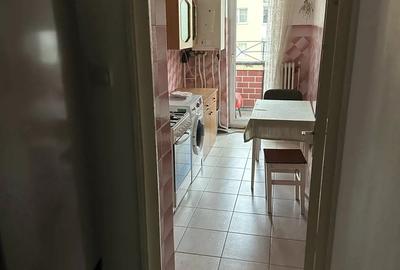 Inchiriez apartament doua camere in Manastur Aleea Vidraru - 4