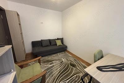 Apartament cu 3 camere semidecomandat în Central - 3