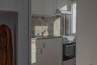 Vatra Luminoasa-Maior Coravu, garsoniera  mobilata,etaj 3/10 - 4