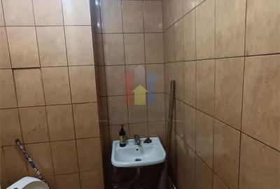 Spațiu comercial, de 103 mp, în Tineretului - 8