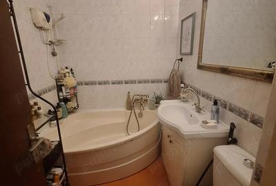 Apartament cu 4 camere semidecomandat în Tomis Nord - 6