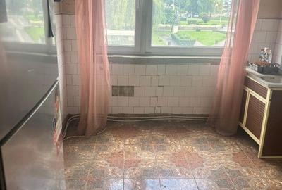 Apartament cu 3 camere în Traian - 6