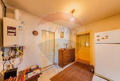 Casa cu 3 camere de vanzare in zona Gai, teren de 1249mp Casa cu 3 camere de vanzare in zona Gai, teren de 1249mp - 4