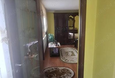 Casă cu 3 camere cu Teren 2800 Mp în Central - 7