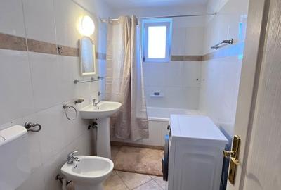 Apartament cu 2 camere semidecomandat în Andrei Mureșanu