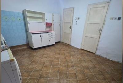 Casă cu 4 camere în Câlnic - 2