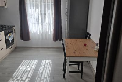 Apartament cu 3 camere decomandat în Ghermănești - 2
