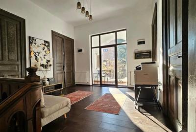 Refined Elegance Meets Urban Functionality in the Heart of Bucharest - 1