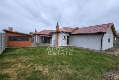 Casa individuala cu 4 camere,2 garaje si teren generos Pischia - 3