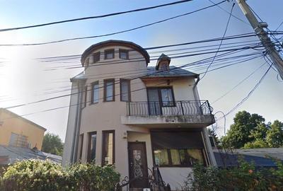 Vila versatila D+P+E+M | 223 mp | constructie 2002 | Baneasa - Garlei - Regina M - 1