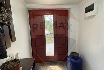 Casa / Vila cu 3 camere in Carligele - 8