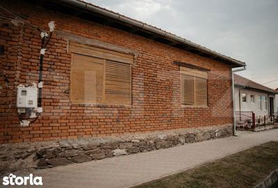 Casă cu 5 camere cu Teren 3588 Mp în Central - 17