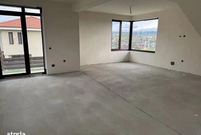 Casă cu 4 camere cu Teren 350 Mp în Central