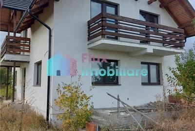 Casa cu 8450 mp teren in Solca Casa cu 8450 mp teren in Solca - 20