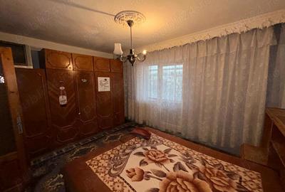 Proprietar - Apartament cu 3 camere, 94 mp, zona TRAIAN - PRIMARIE; PRET FIX - 6