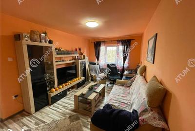 Apartament cu 3 camere decomandat, mobilat în Vasile Aaron - 10