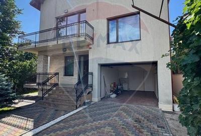 Vila deosebita de inchiriat in zona linistita - 1