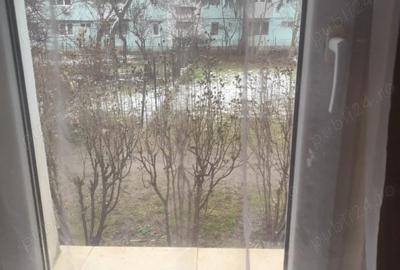 Apartament cu 3 camere semidecomandat în Cornișa - 4