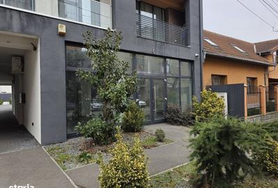 Spațiu comercial, de 106 mp, în Nufărul - 11