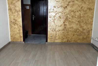 Garsoniera 21 mp, Poarta 6, Constanta: etajul 2 din 4 - 1