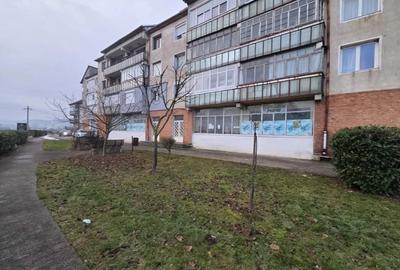 Spațiu comercial, 94 mp în Central - 3