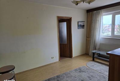 Apartament cu 3 camere semidecomandat în Central - 4