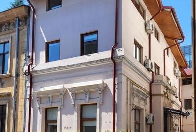 Casă cu 16 camere în Romană