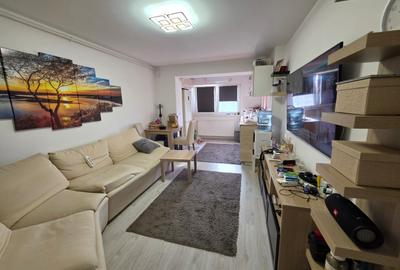 Apartament cu 2 camere semidecomandat, mobilat în Titan - 1