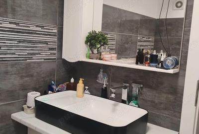 Apartament cu 4 camere decomandat în Central - 2